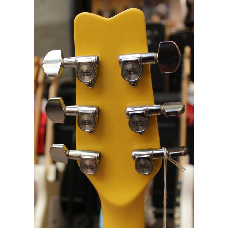 Washburn Raven yellow -81 serial GC810283, beg. (Stockholm)